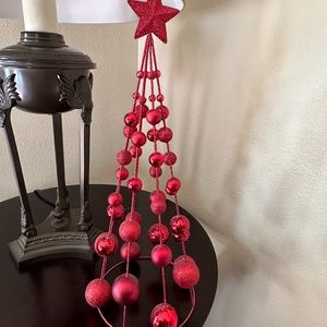 Red sparkly Christmas tree.